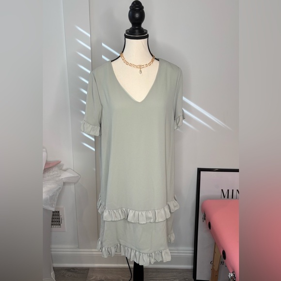 ✨SAGE GREEN WOVEN RUFFLED DETAILED DRESS - Picture 8 of 10